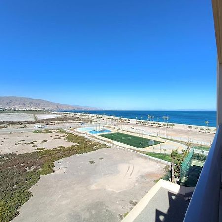 Mar Y Sal 12 Suites, Gran Terraza Con Vistas Al Mar, 2 Hab, Garaje Y Piscina Roquetas de Mar Exterior foto
